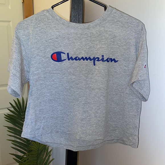 Champion Cropped Tee - Picture 2 of 3